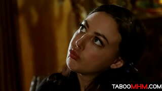 Stepdad fucks彼stepdaughterのように教師は、罰則をslutty女子高生