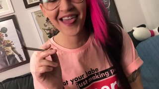 Stoner मुलगी - Mila Spook